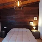 Casa Familiar Patio Y 2 Banos Con Aire Acondicionado