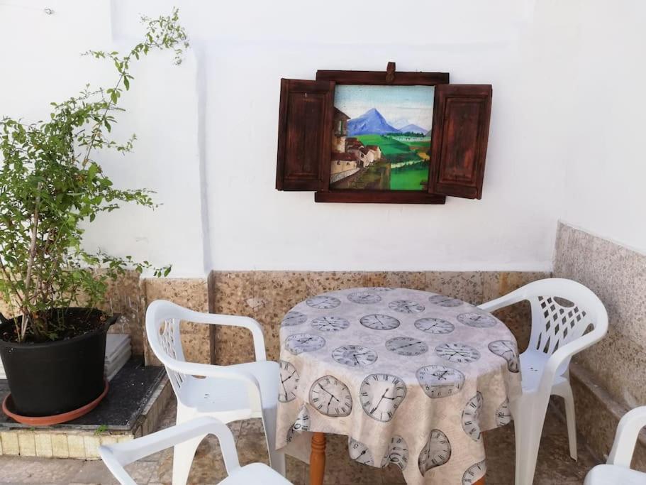 Casa Familiar Patio Y 2 Banos Con Aire Acondicionado